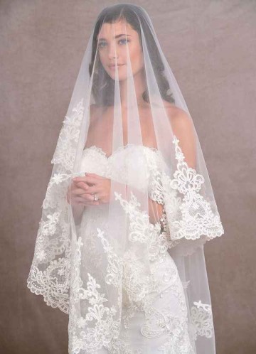 Domreck Princess Veil