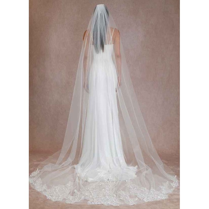 Adela Veil