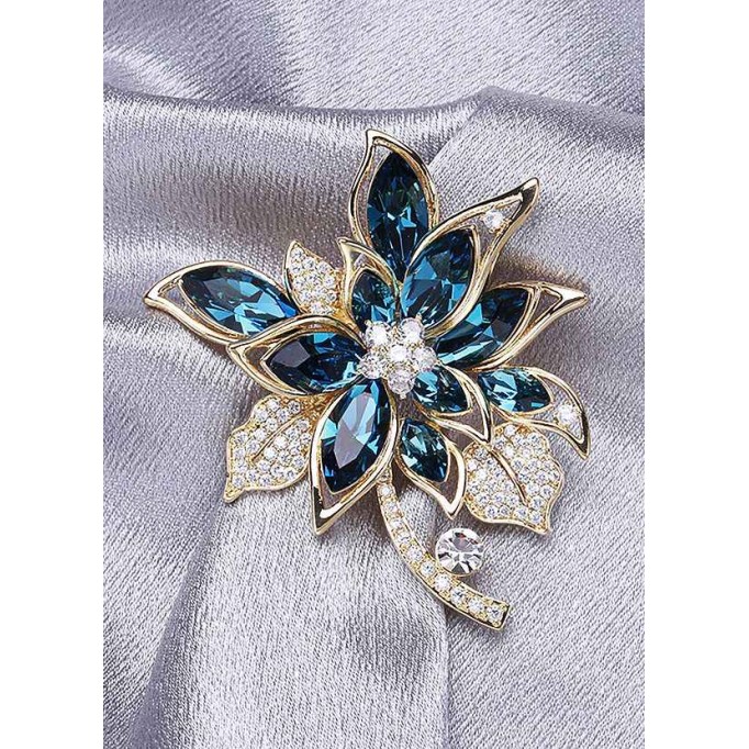 Winter Brooch