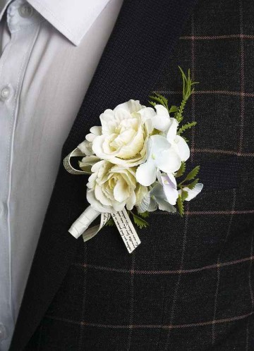 White Bouquet Boutonniere