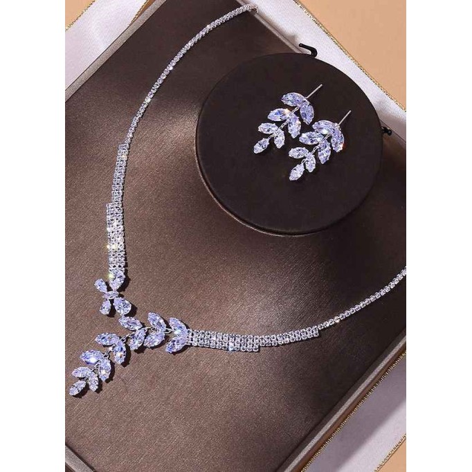 Royal Elegance Jewelry Set